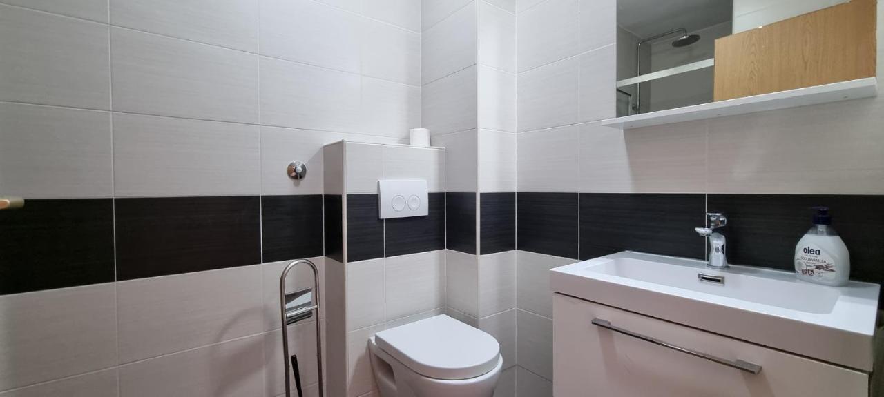 Sand Beach Apartment Idila Medulin Ngoại thất bức ảnh